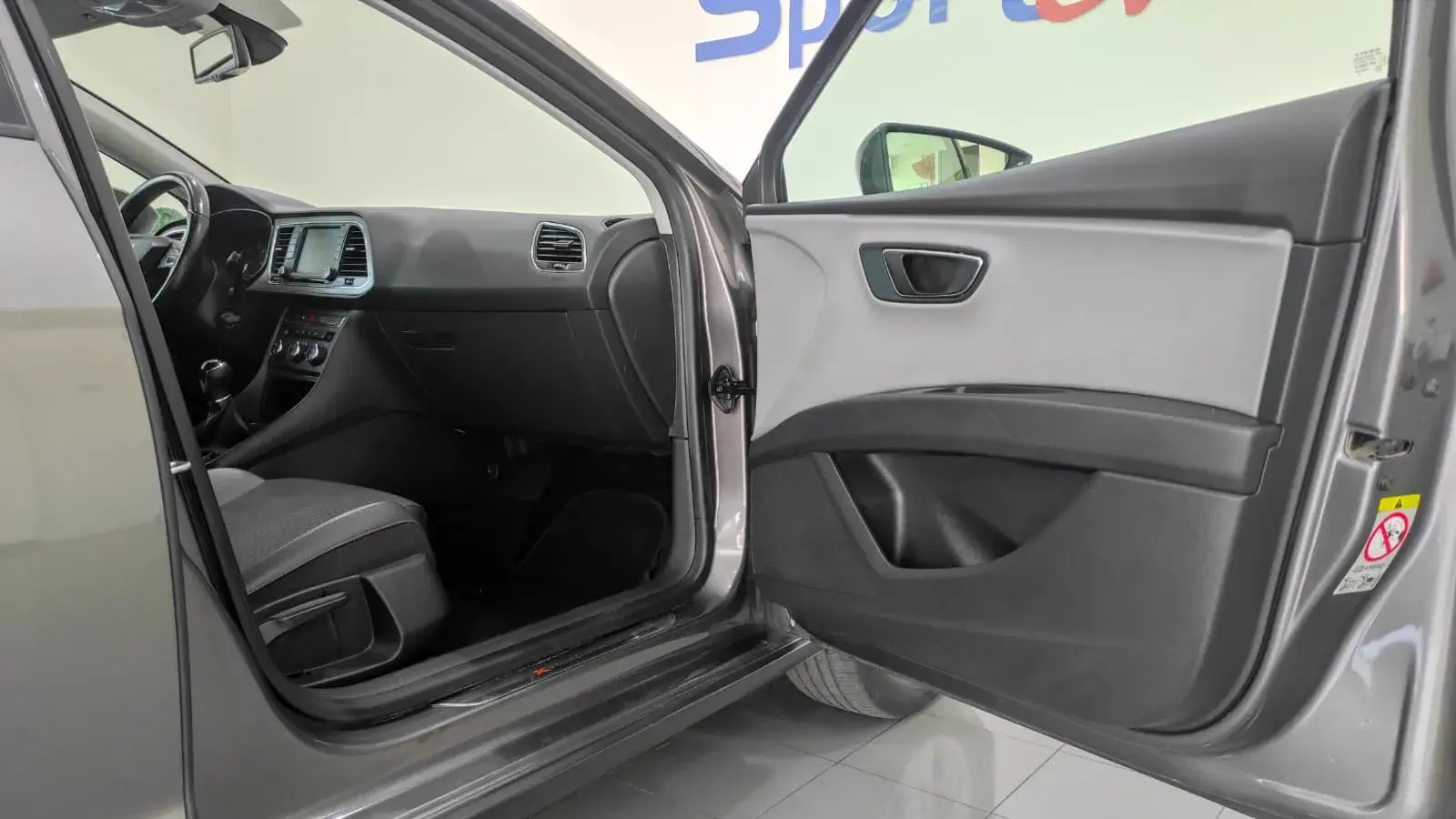 SEAT Leon X-Perience 1.6 TDi 21