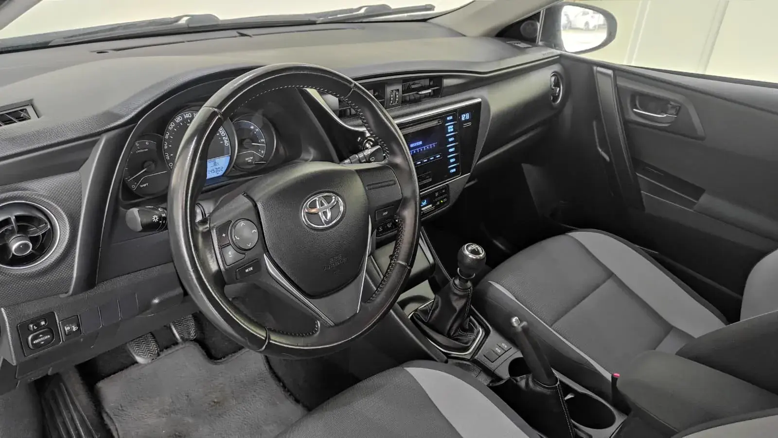 Toyota Auris 1.4 D-4D ACtive 5