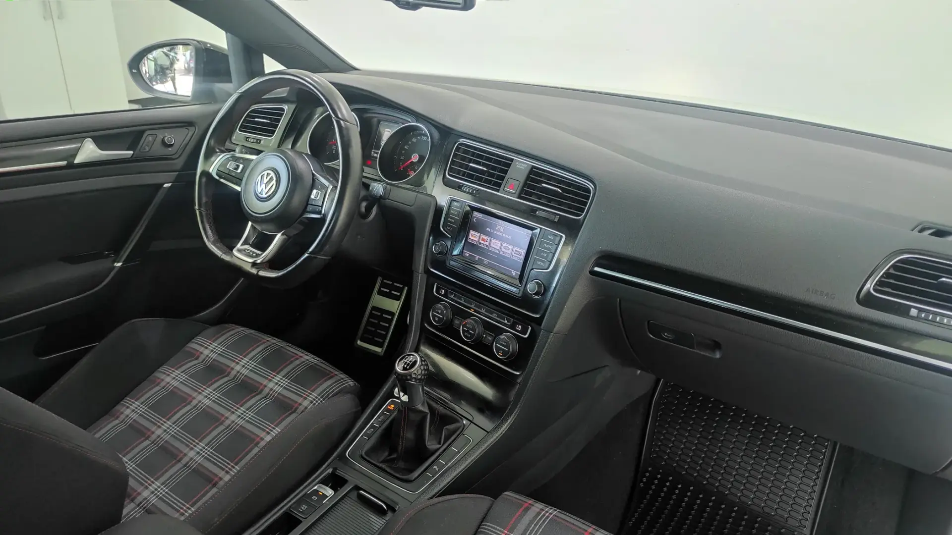 Volkswagen Golf 2.0 TSi GTi Performance 7