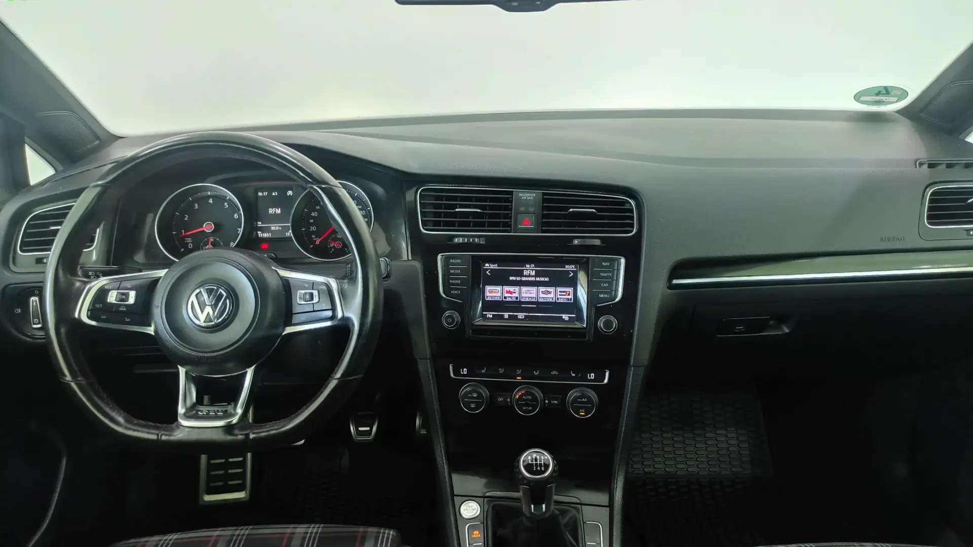 Volkswagen Golf 2.0 TSi GTi Performance 8