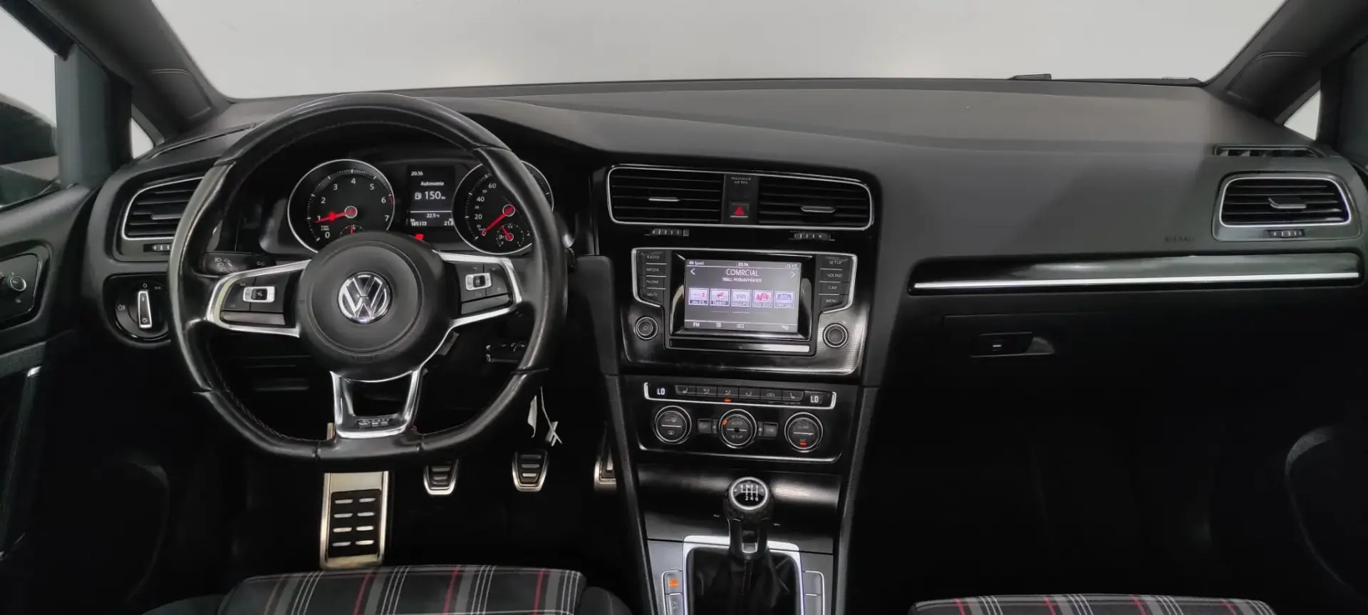 Volkswagen Golf GTI BlueMotion 8