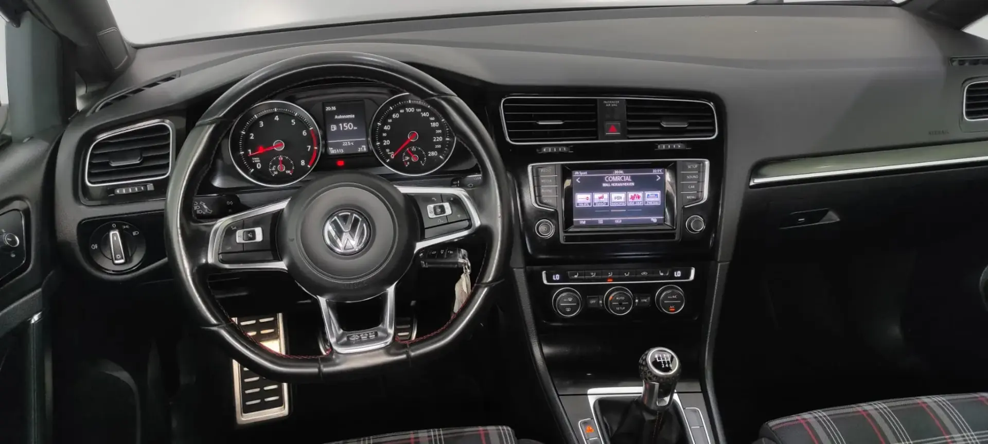 Volkswagen Golf GTI BlueMotion 9