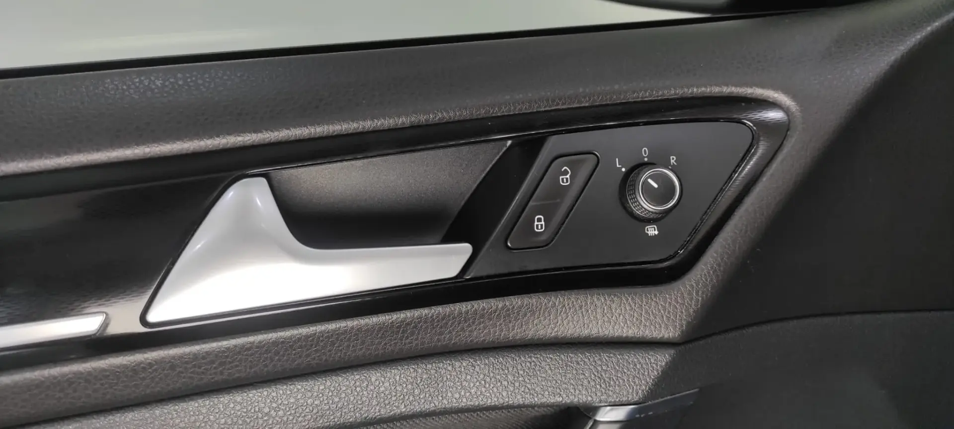 Volkswagen Golf GTI BlueMotion 31