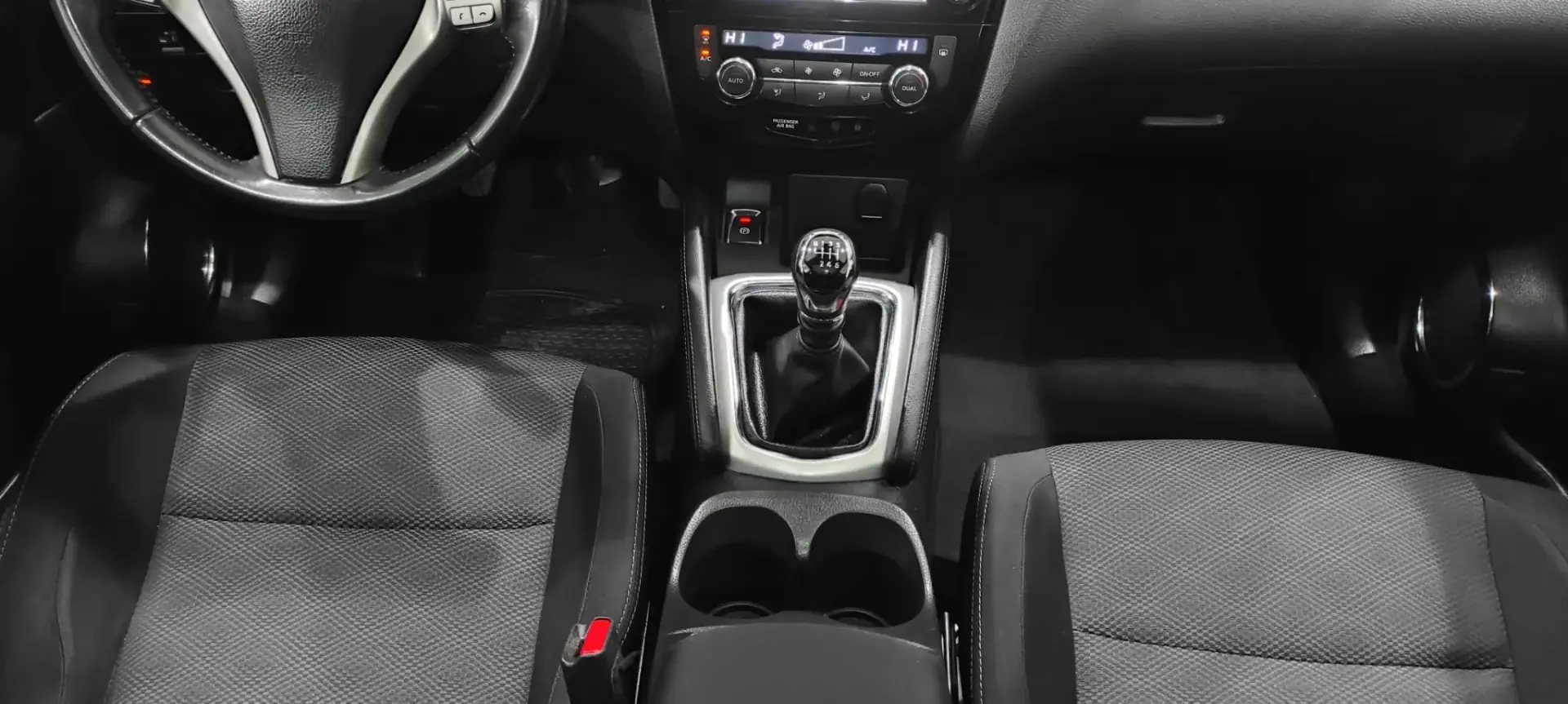 Nissan Qashqai 1.5 dCi Tekna 37