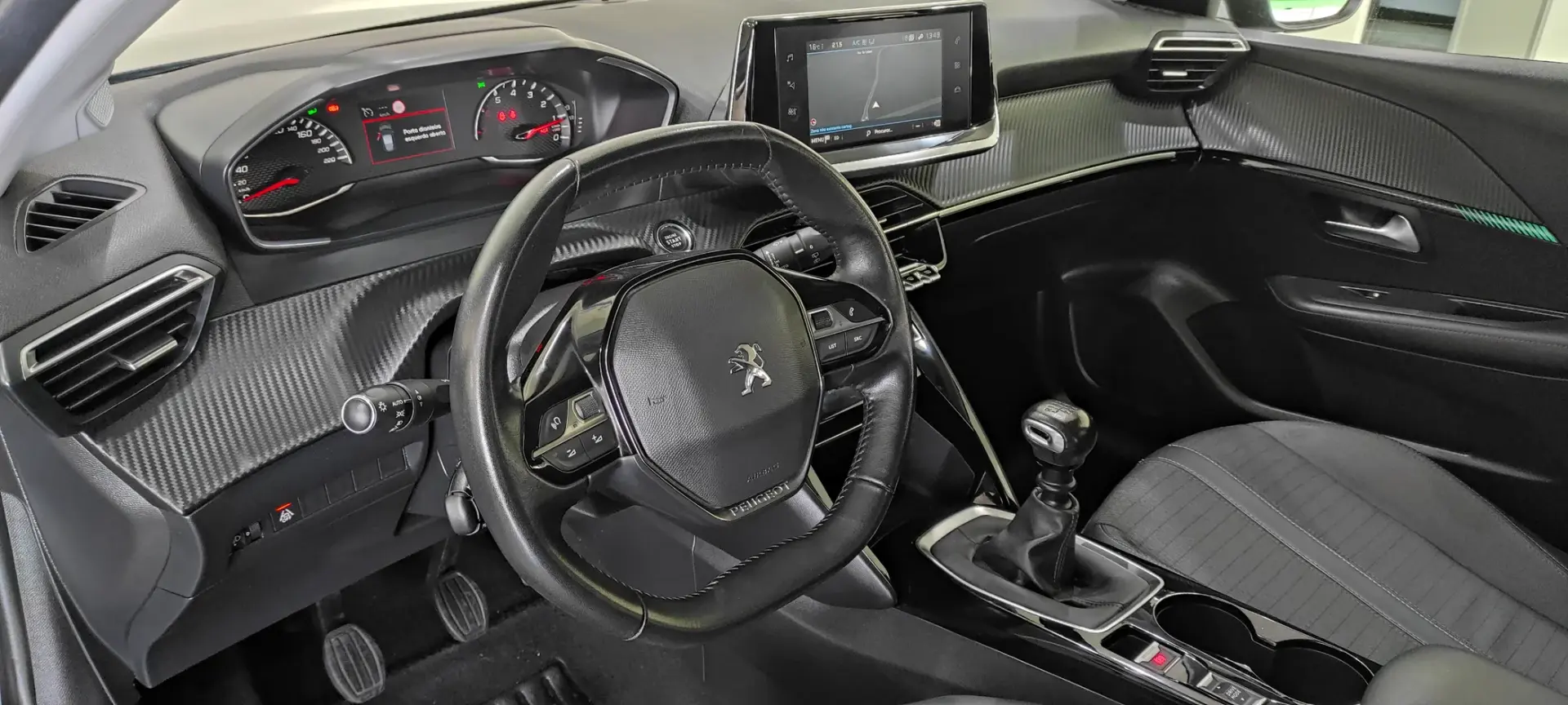 Peugeot 208 1.2 PureTech Allure 5