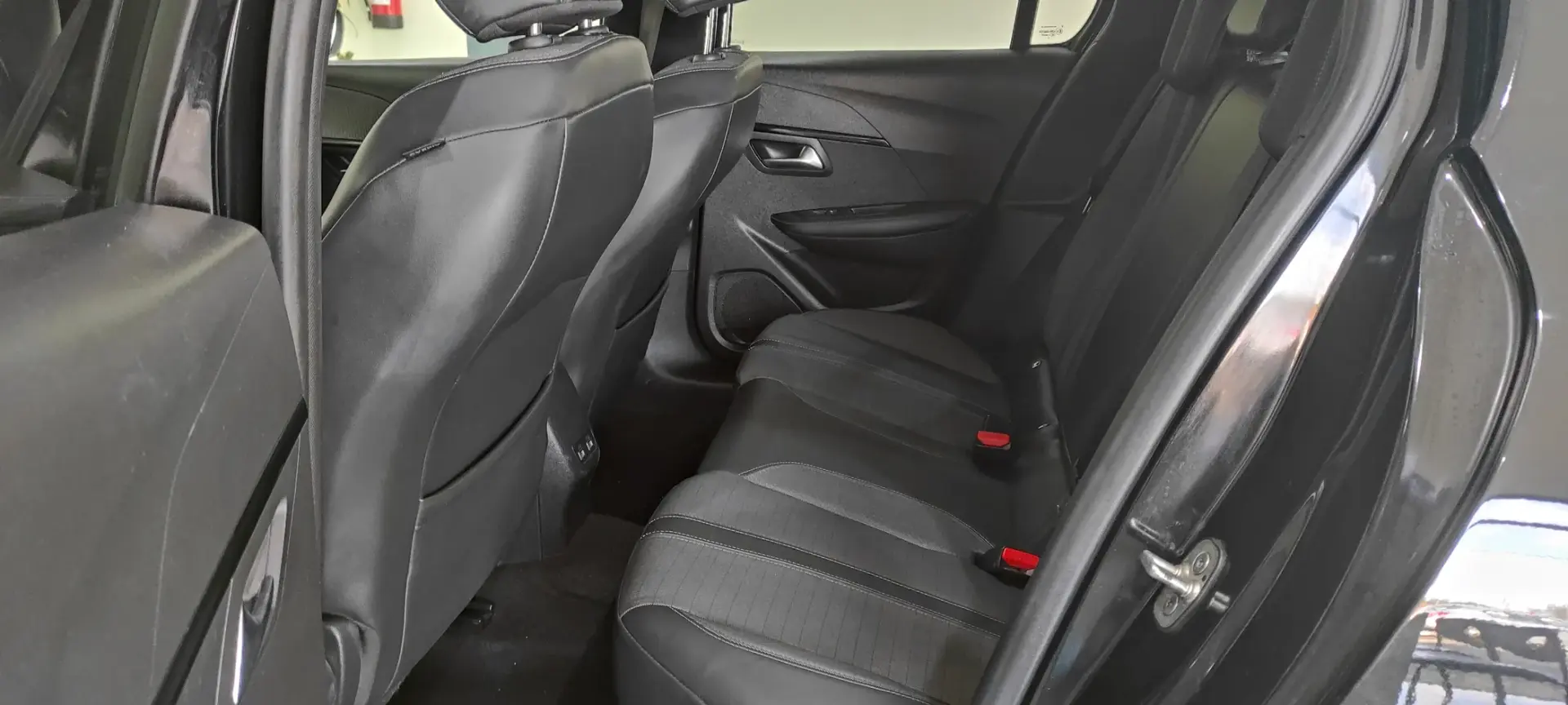 Peugeot 208 1.2 PureTech Allure 6