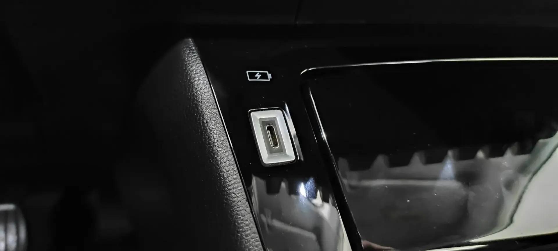 Peugeot 208 1.2 PureTech Allure 34