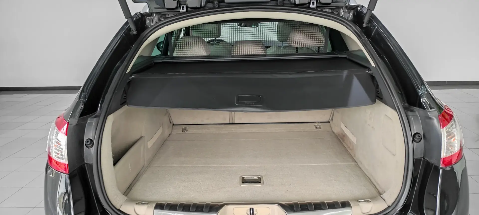 Peugeot 508 SW 2.0 HDi Allure J18 20