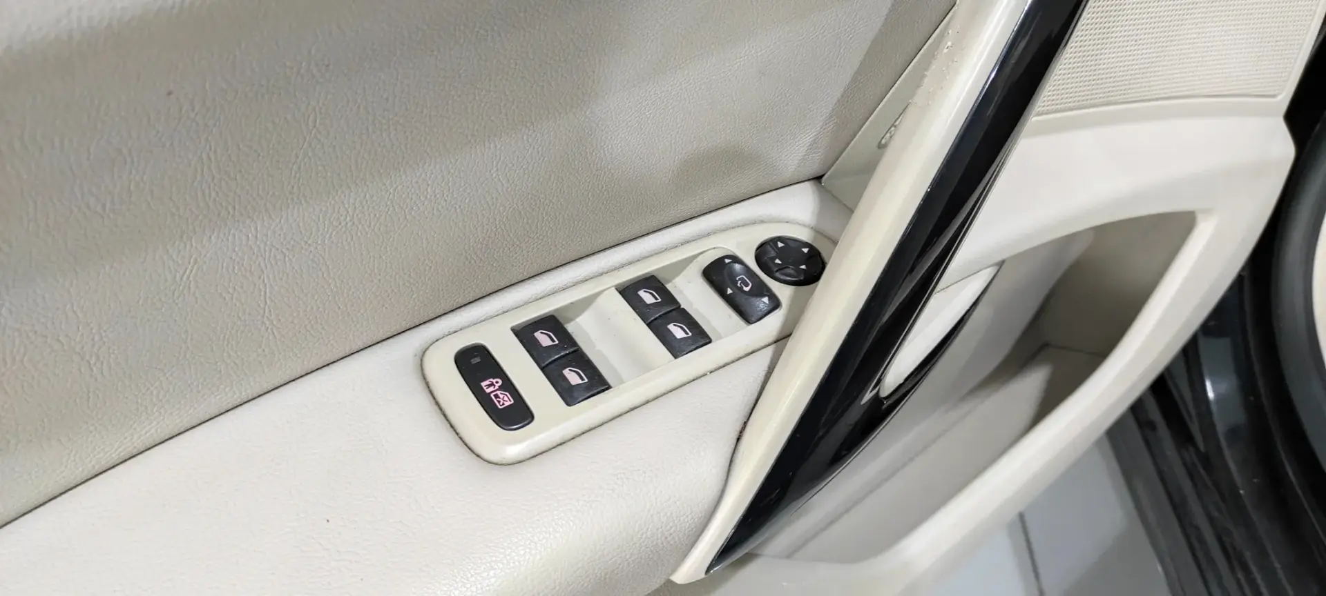 Peugeot 508 SW 2.0 HDi Allure J18 29