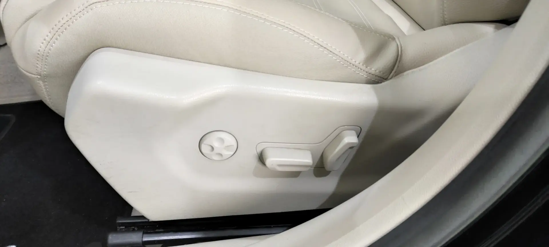 Peugeot 508 SW 2.0 HDi Allure J18 31