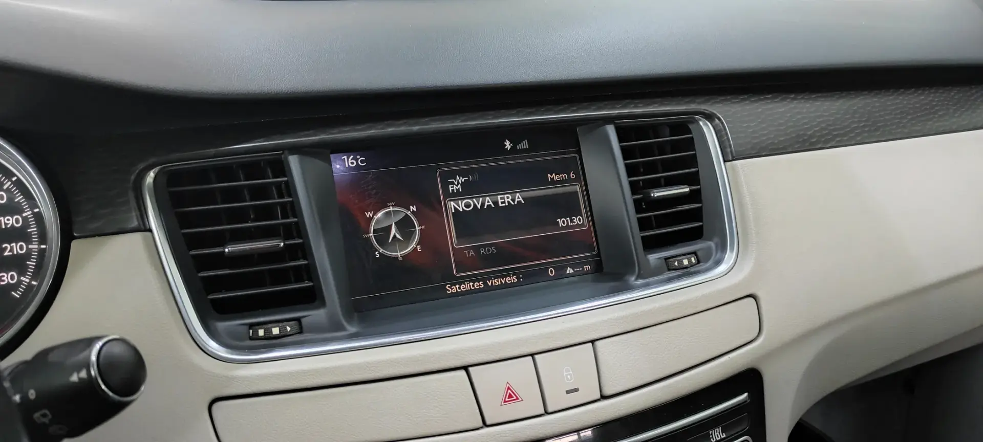 Peugeot 508 SW 2.0 HDi Allure J18 36