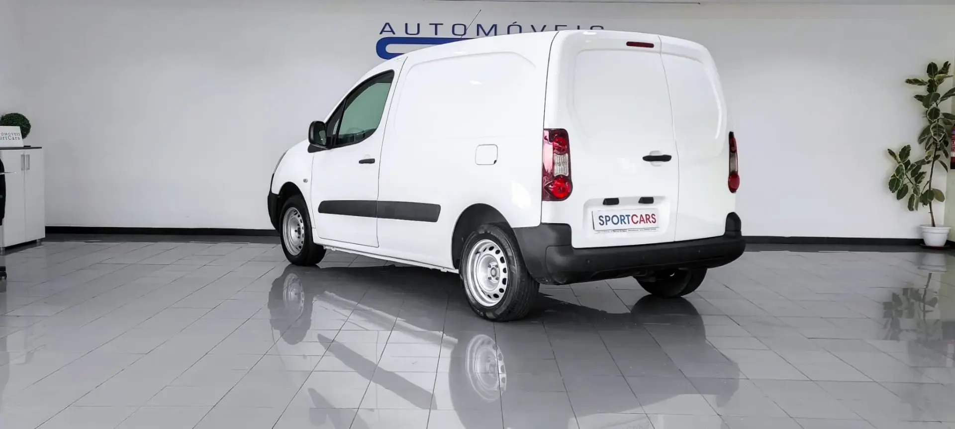 Peugeot Partner 1.6 BlueHDi L1 Pro 3L 4