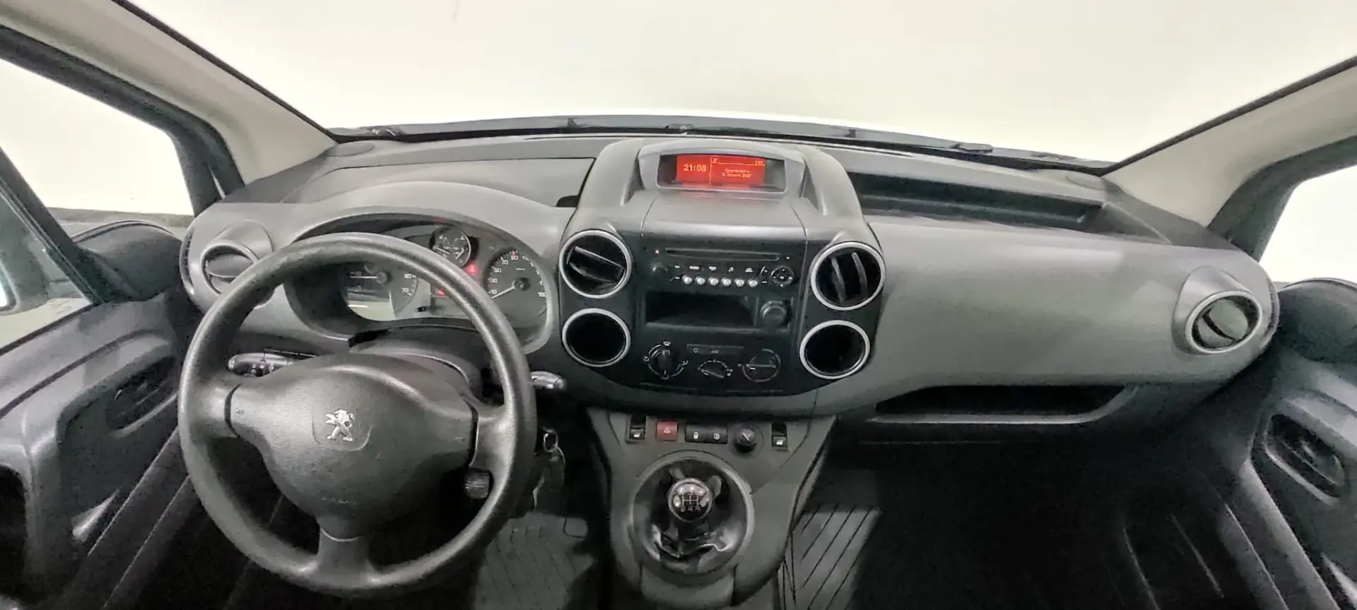 Peugeot Partner 1.6 BlueHDi L1 Pro 3L 8