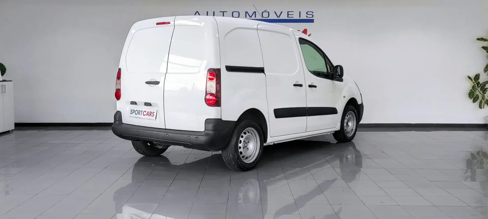 Peugeot Partner 1.6 BlueHDi L1 Pro 3L 12