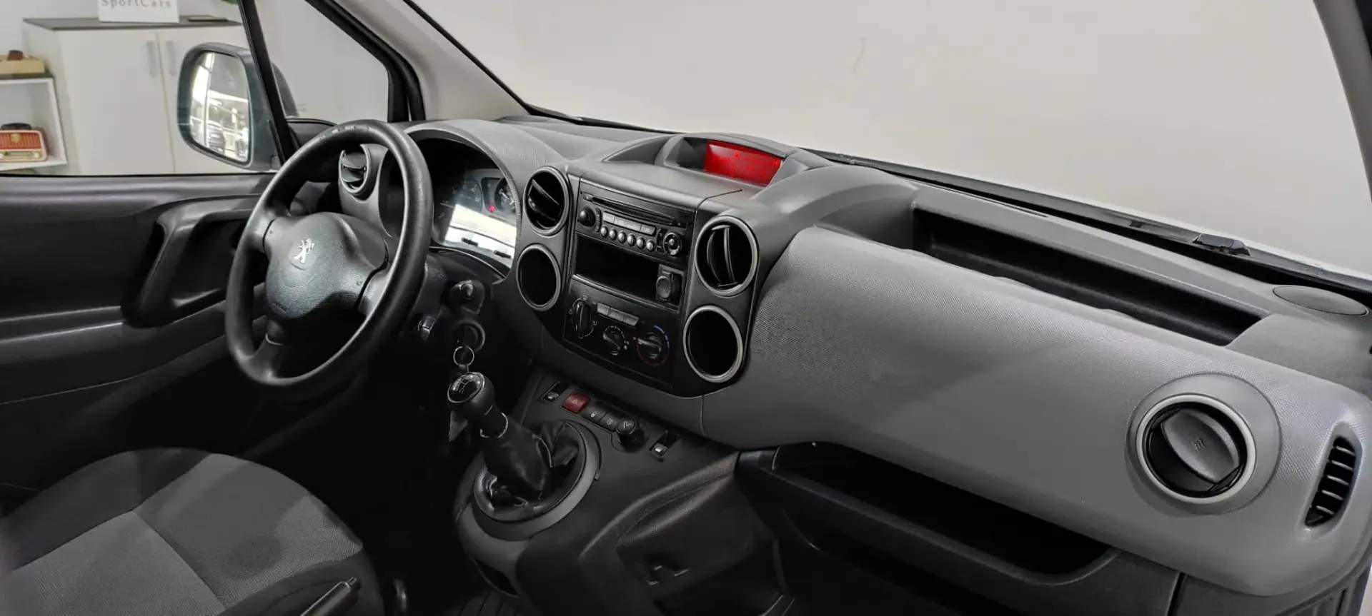 Peugeot Partner 1.6 BlueHDi L1 Pro 3L 25