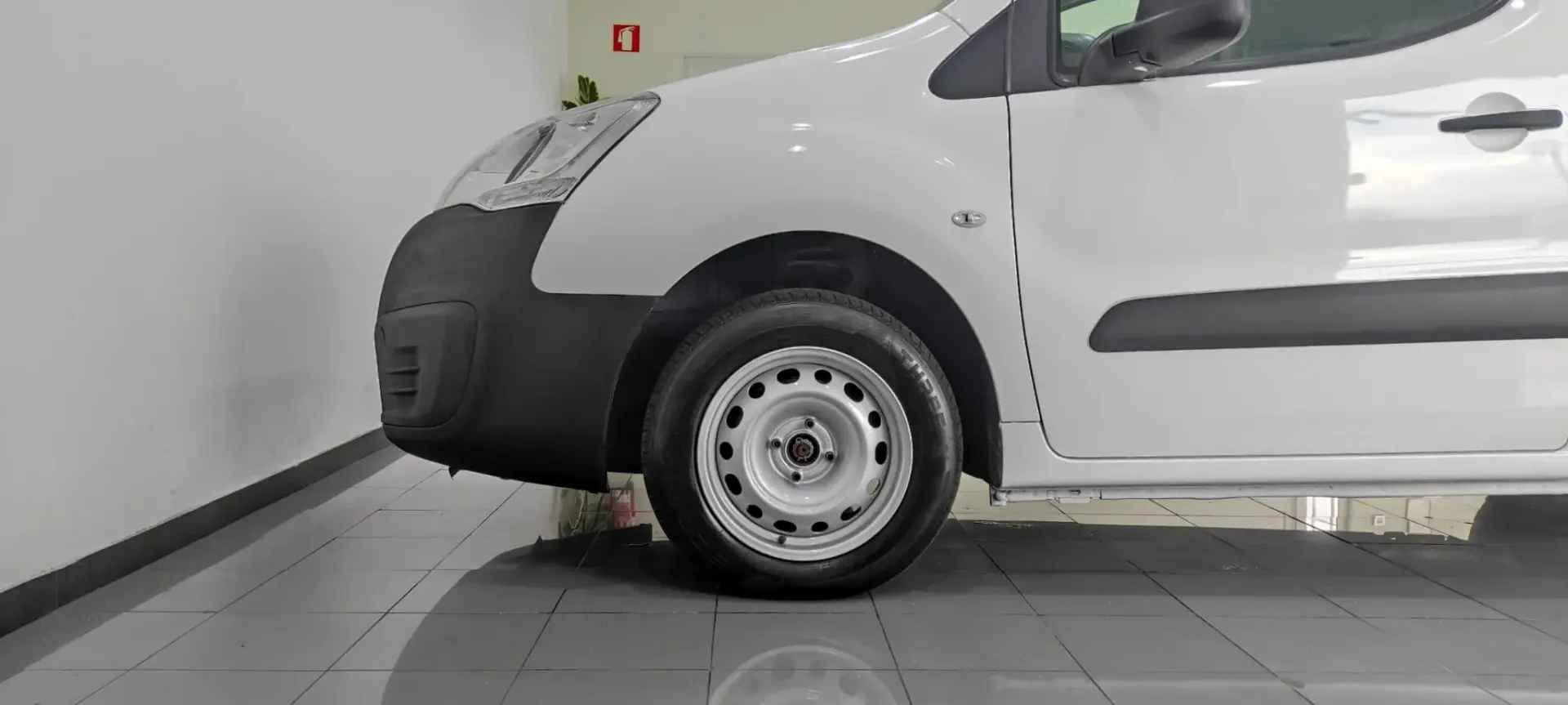 Peugeot Partner 1.6 BlueHDi L1 Pro 3L 40