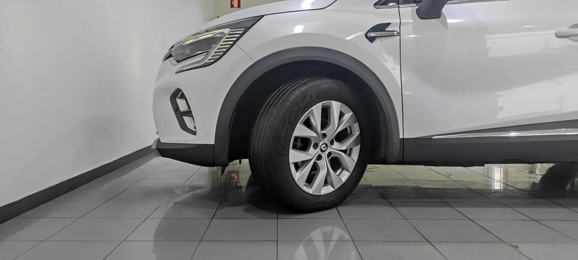 Renault Captur 1.0 TCe Intens Bi-Fuel 9