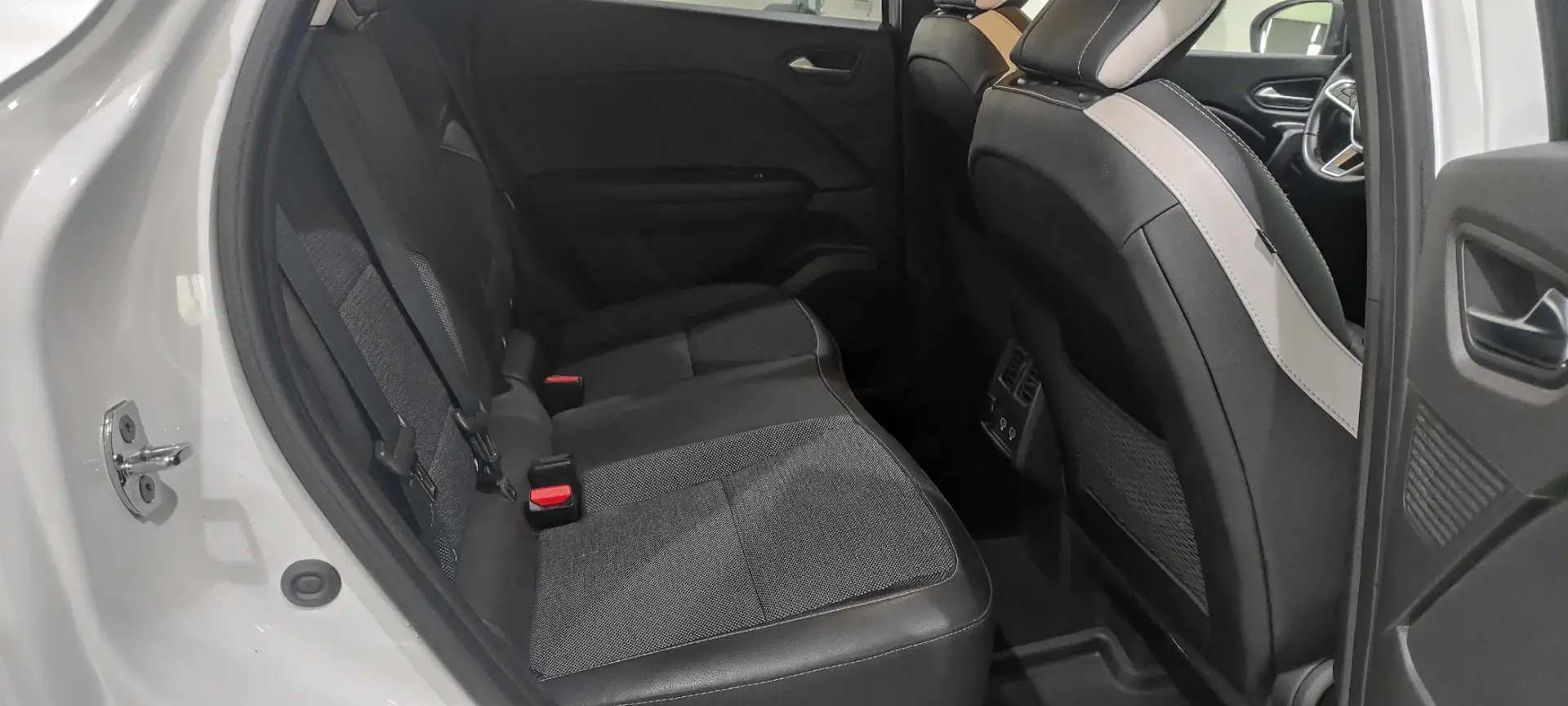 Renault Captur 1.0 TCe Intens Bi-Fuel 19