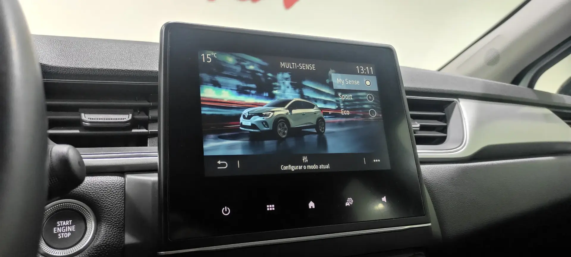 Renault Captur 1.0 TCe Intens Bi-Fuel 28