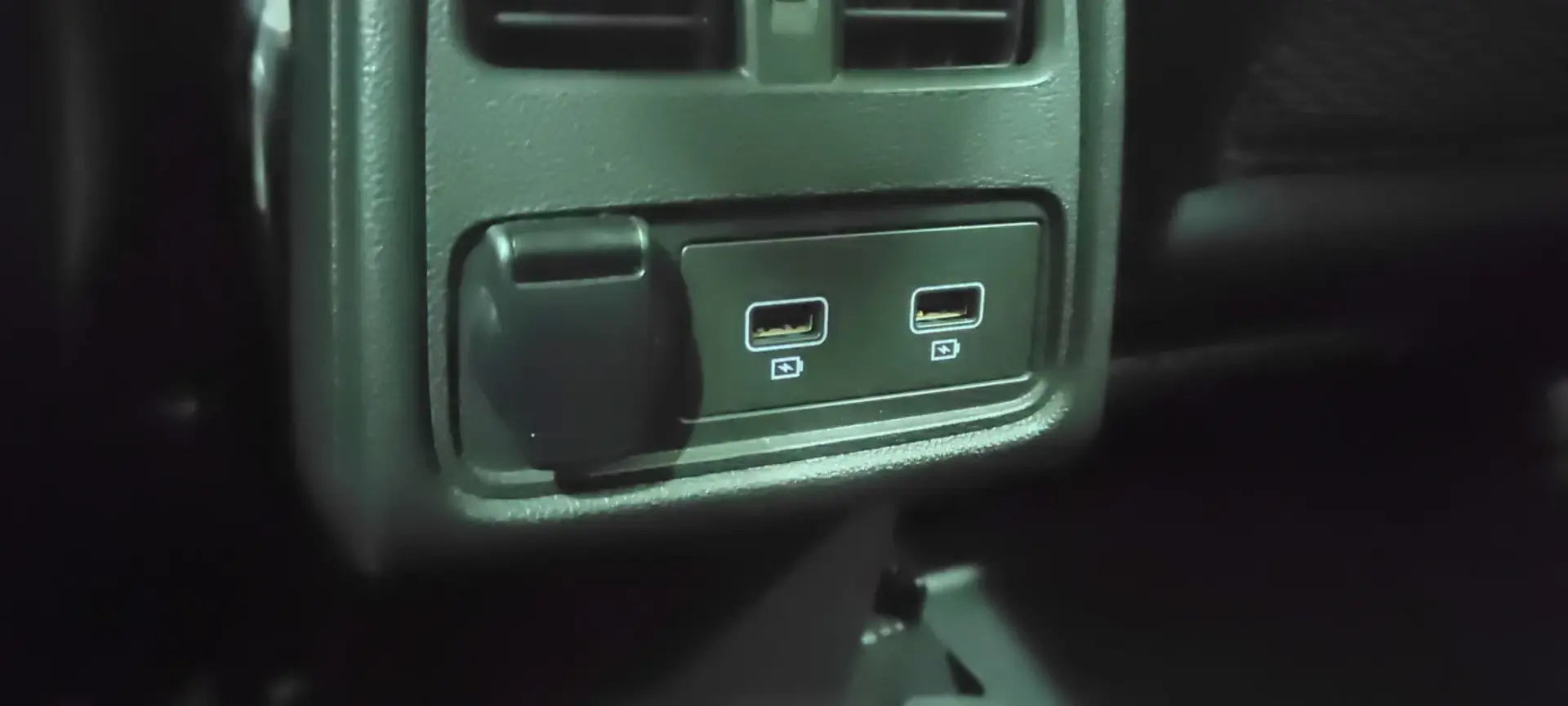 Renault Captur 1.0 TCe Intens Bi-Fuel 32