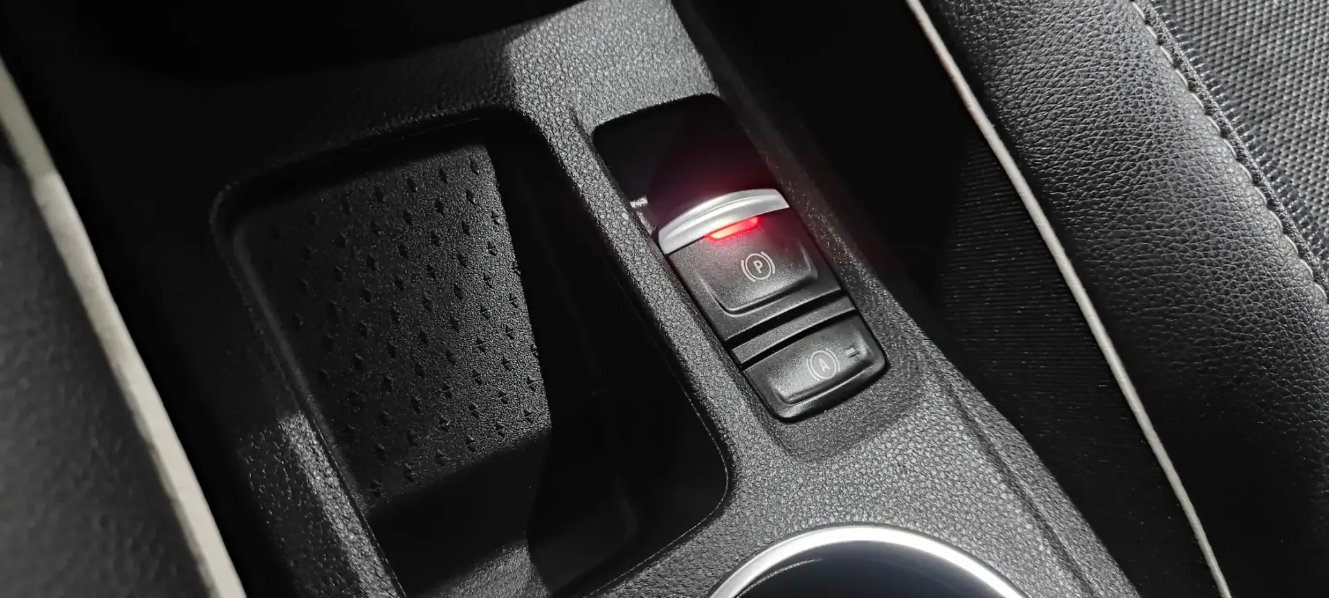 Renault Captur 1.0 TCe Intens Bi-Fuel 33