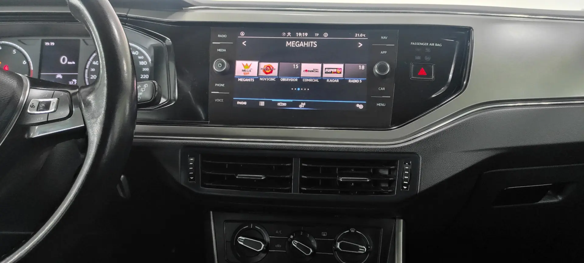 Volkswagen Polo 1.0 TSI Comfortline 27