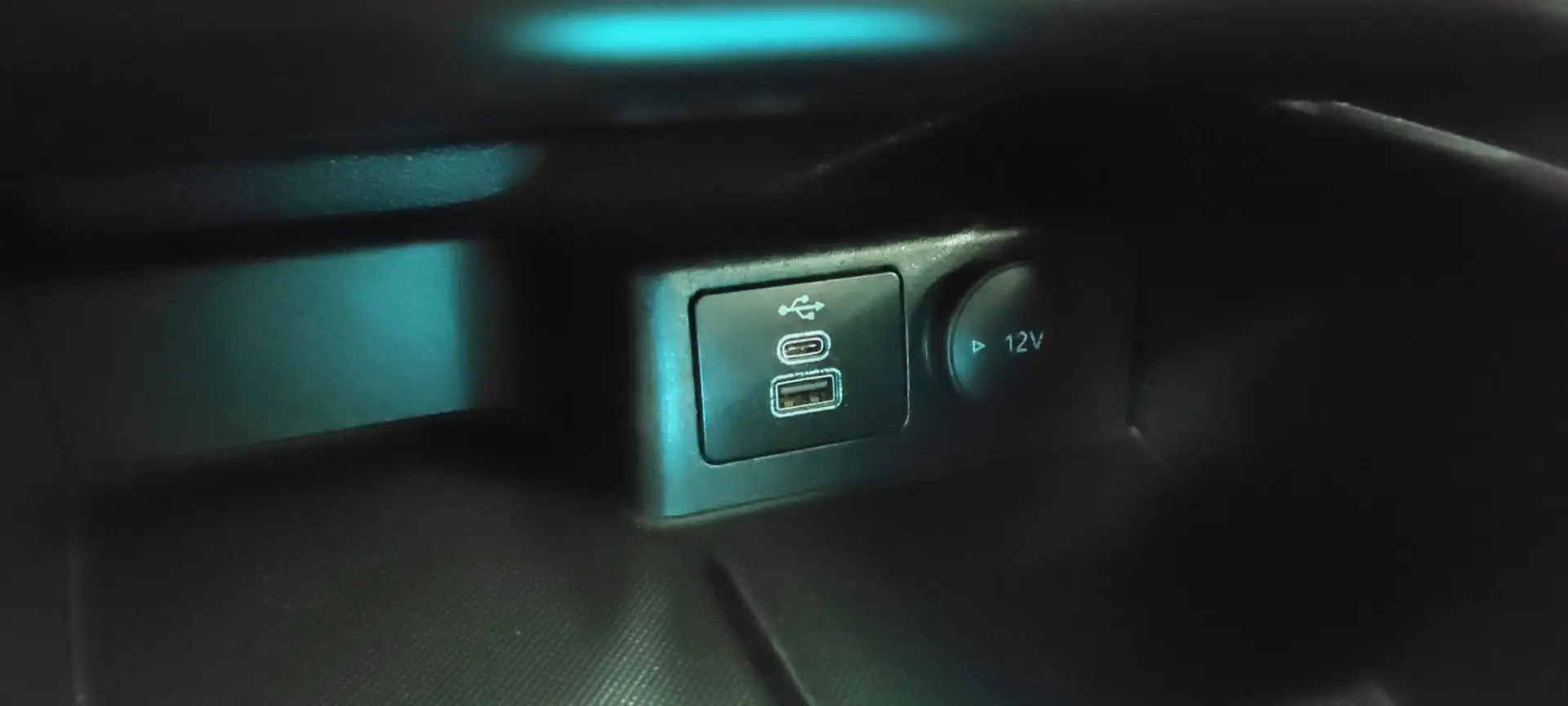 Ford Focus 1.0 EcoBoost MHEV ST-Line 34