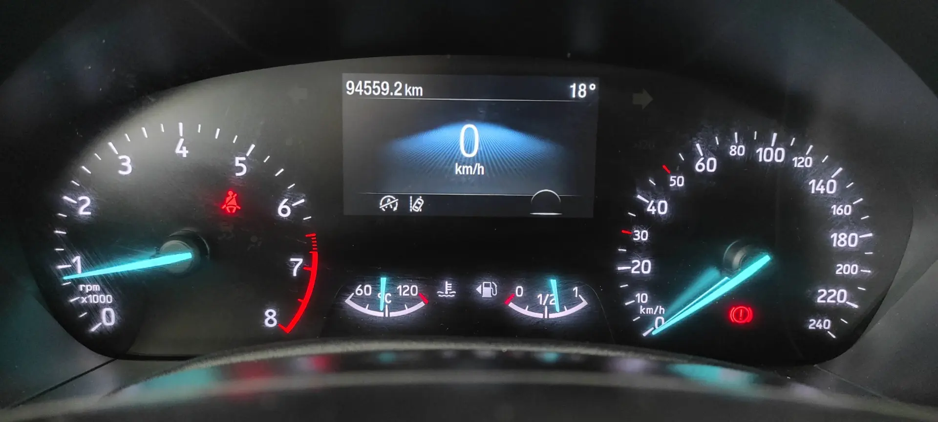 Ford Focus 1.0 EcoBoost MHEV ST-Line 37