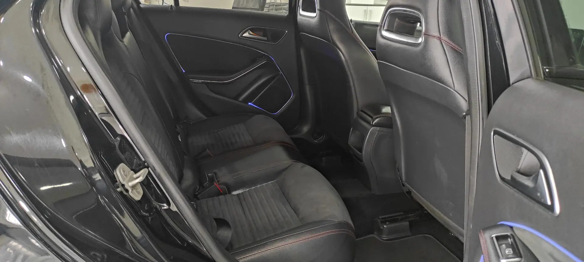 Mercedes-Benz A 180 CDi BE AMG Line 23