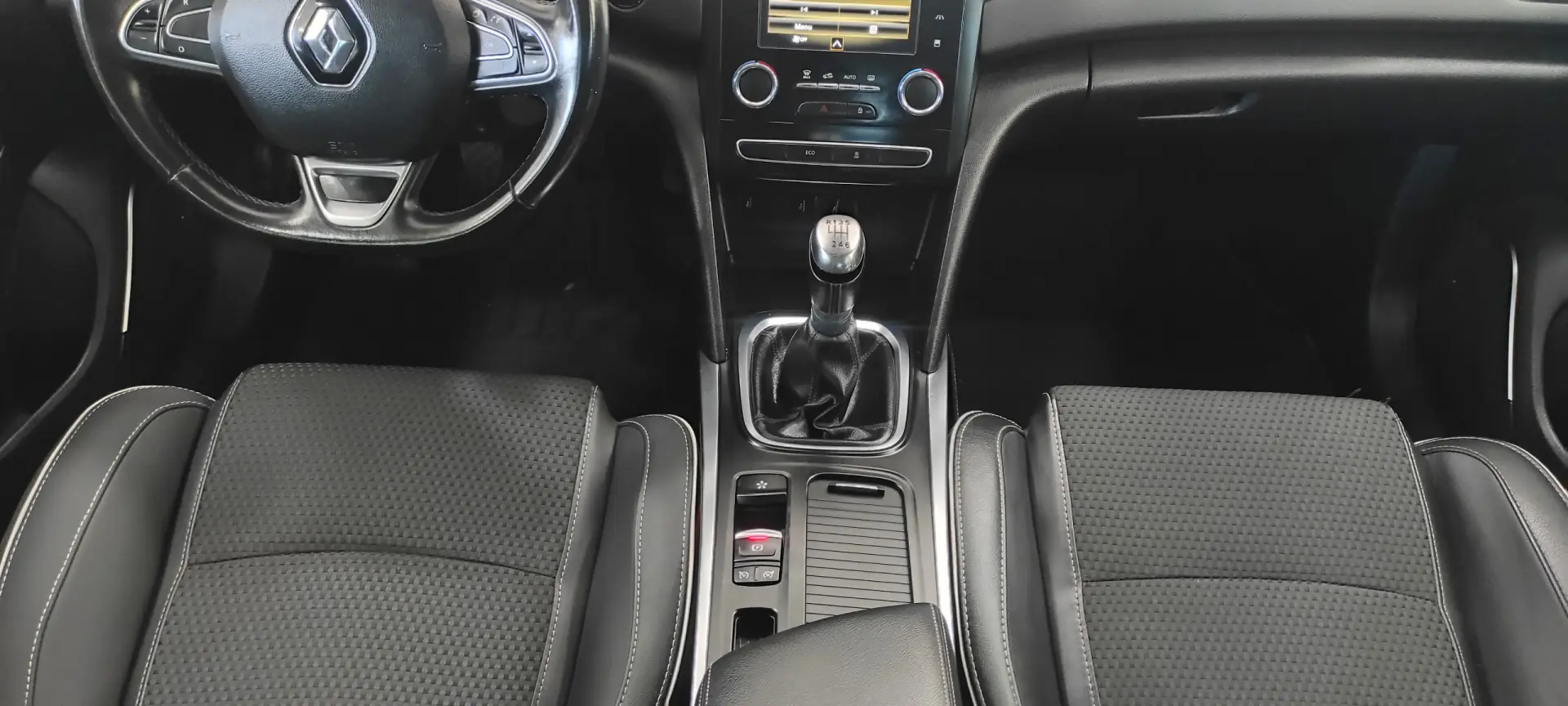 Renault Mégane Sport Tourer 1.5 Blue dCi Bose Edition 39