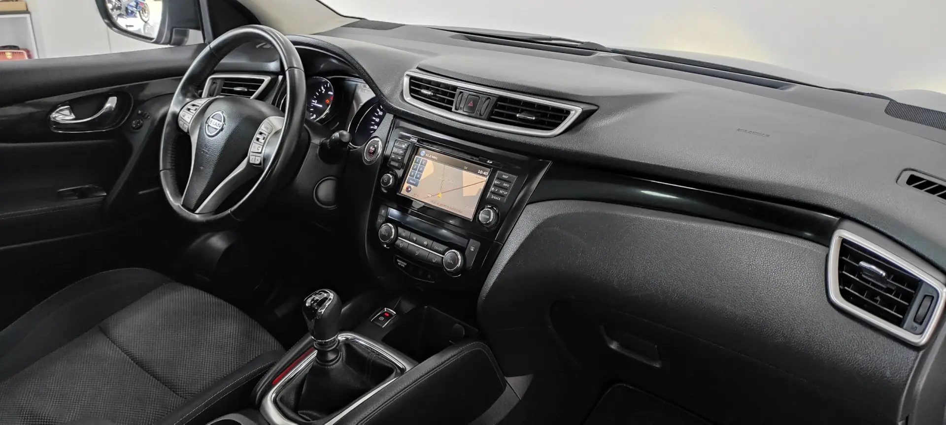 Nissan Qashqai 1.5 dCi Tekna Premium 17 129g 23