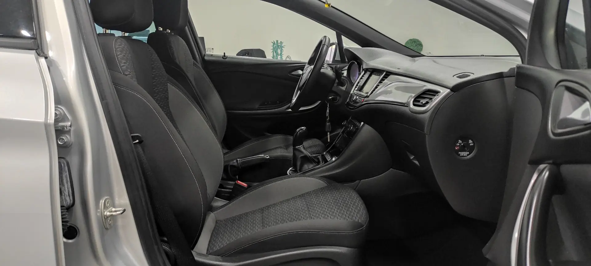 Opel Astra 1.2 Turbo 22