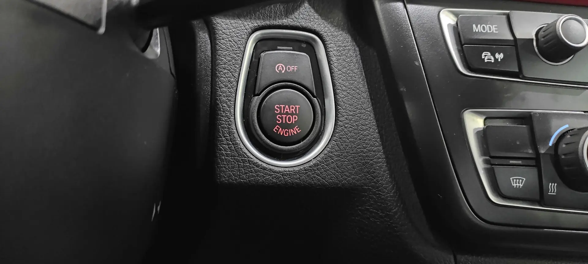 BMW 328 i xDrive Line Sport Auto 42