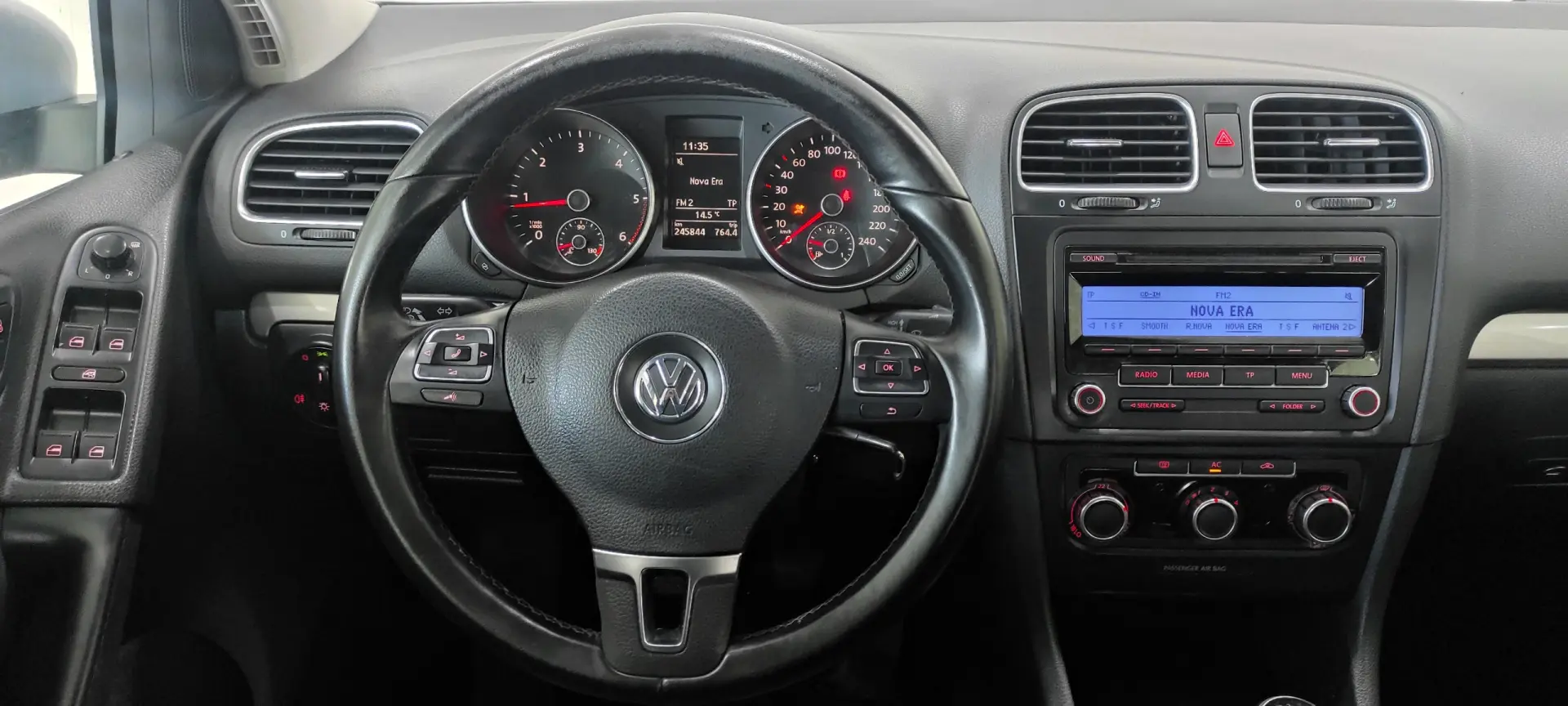 Volkswagen Golf 1.6 TDi Confortline 9