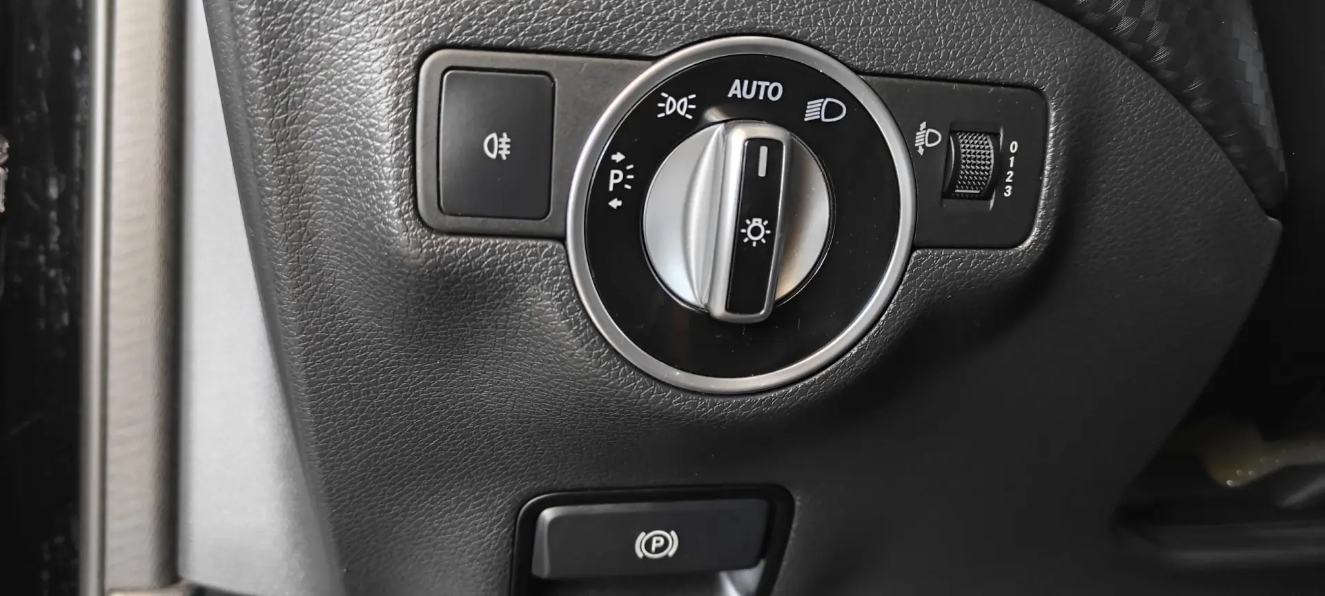 Mercedes-Benz A 160 7G-DCT 42