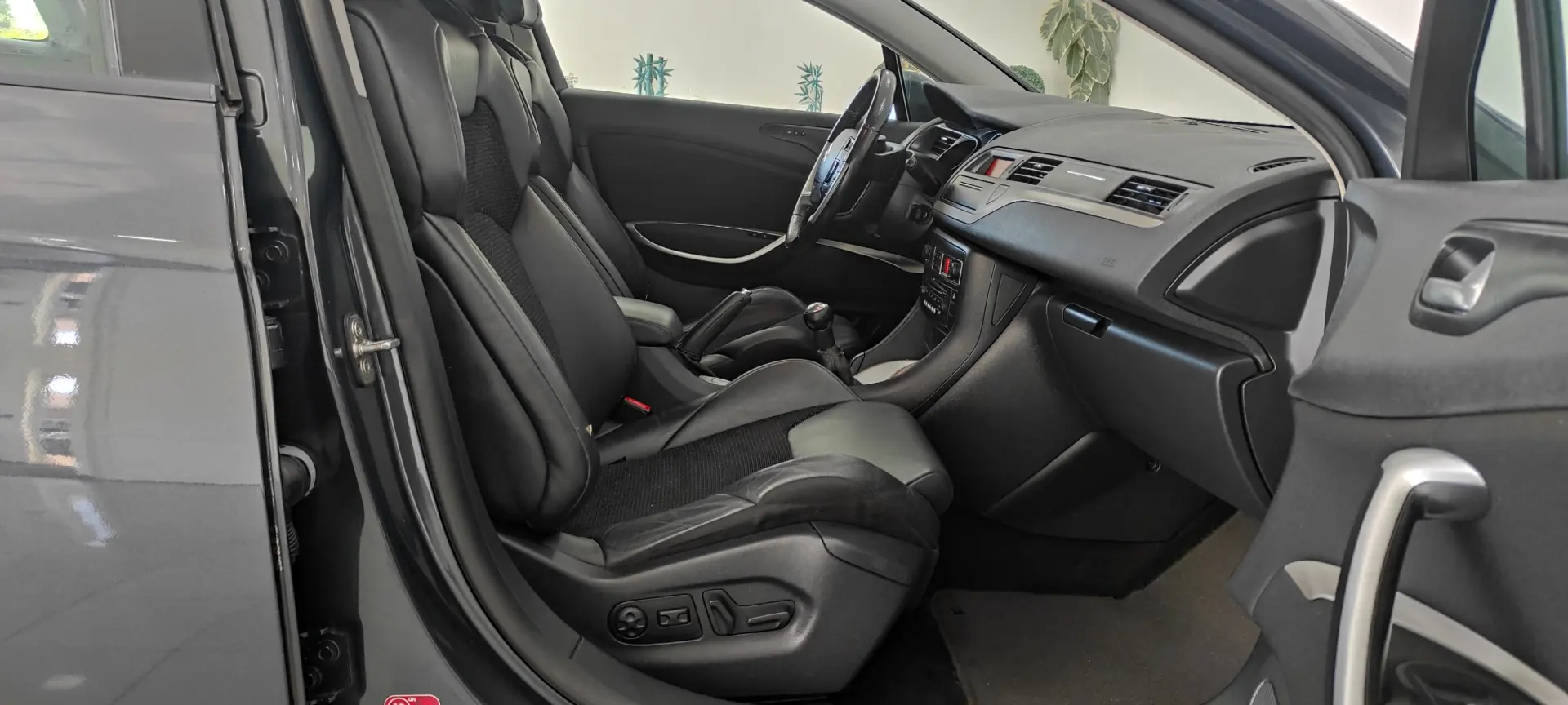 Citroen C5 1.6 HDi VTR 22