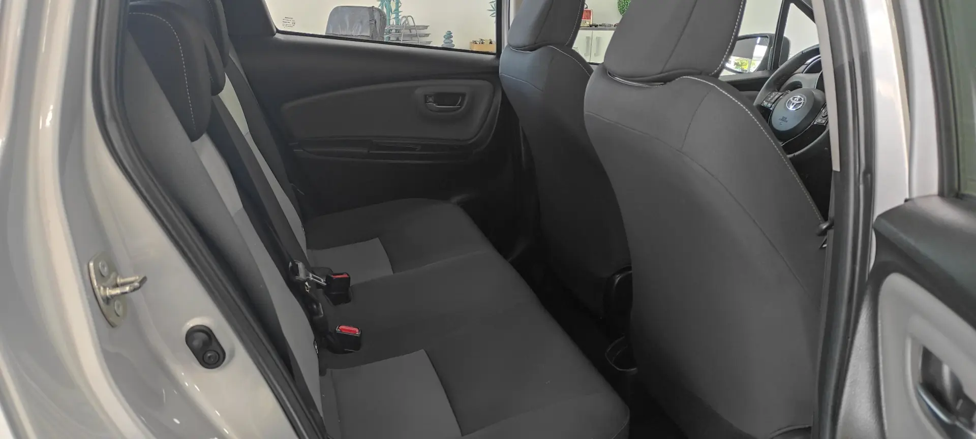 Toyota Yaris 1.0 VVT-i Comfort 20