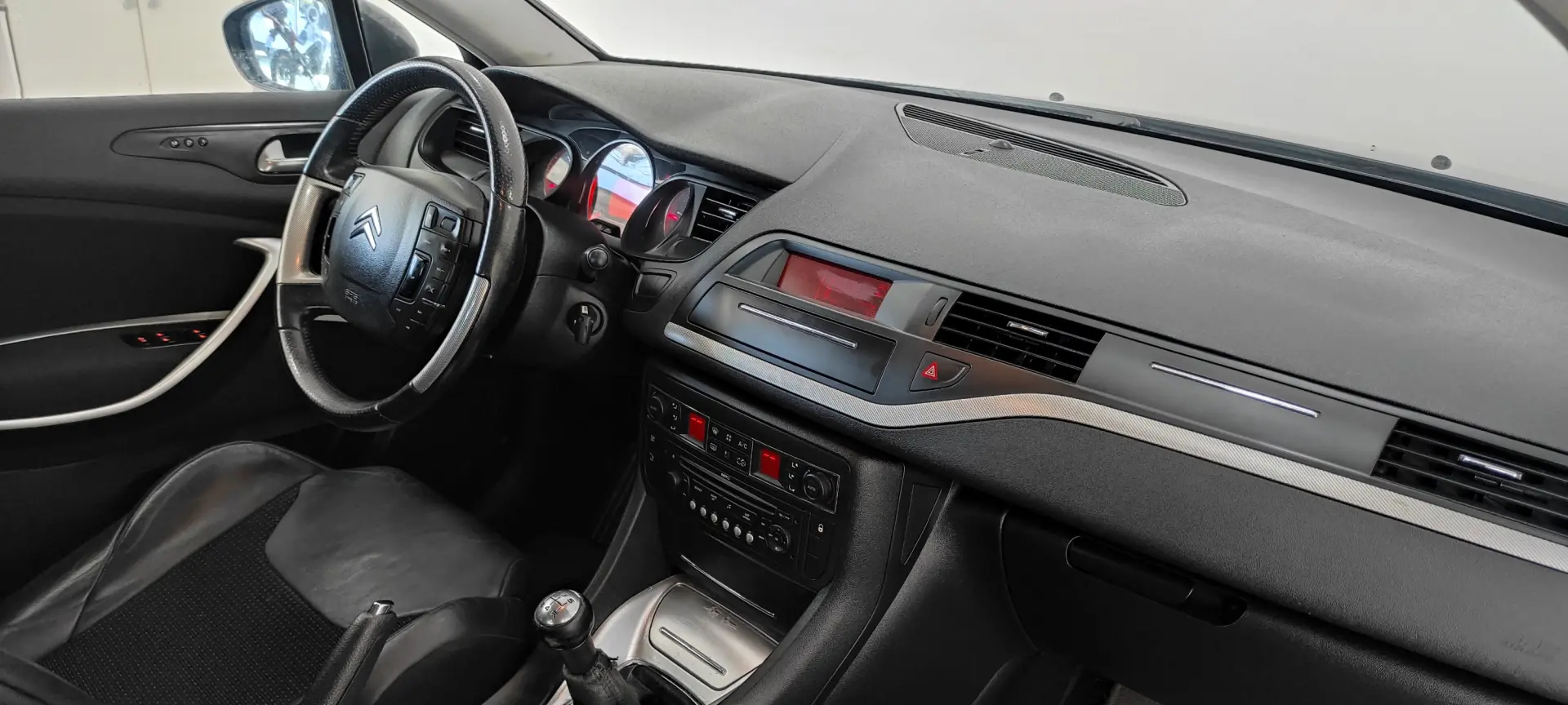 Citroen C5 1.6 HDi VTR 24