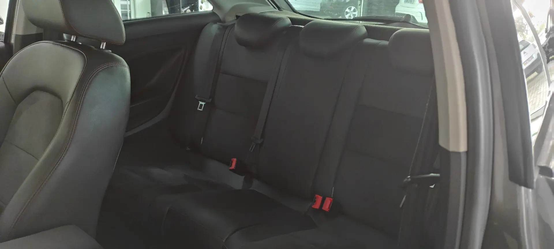 SEAT Ibiza 1.2 TSI FR 6