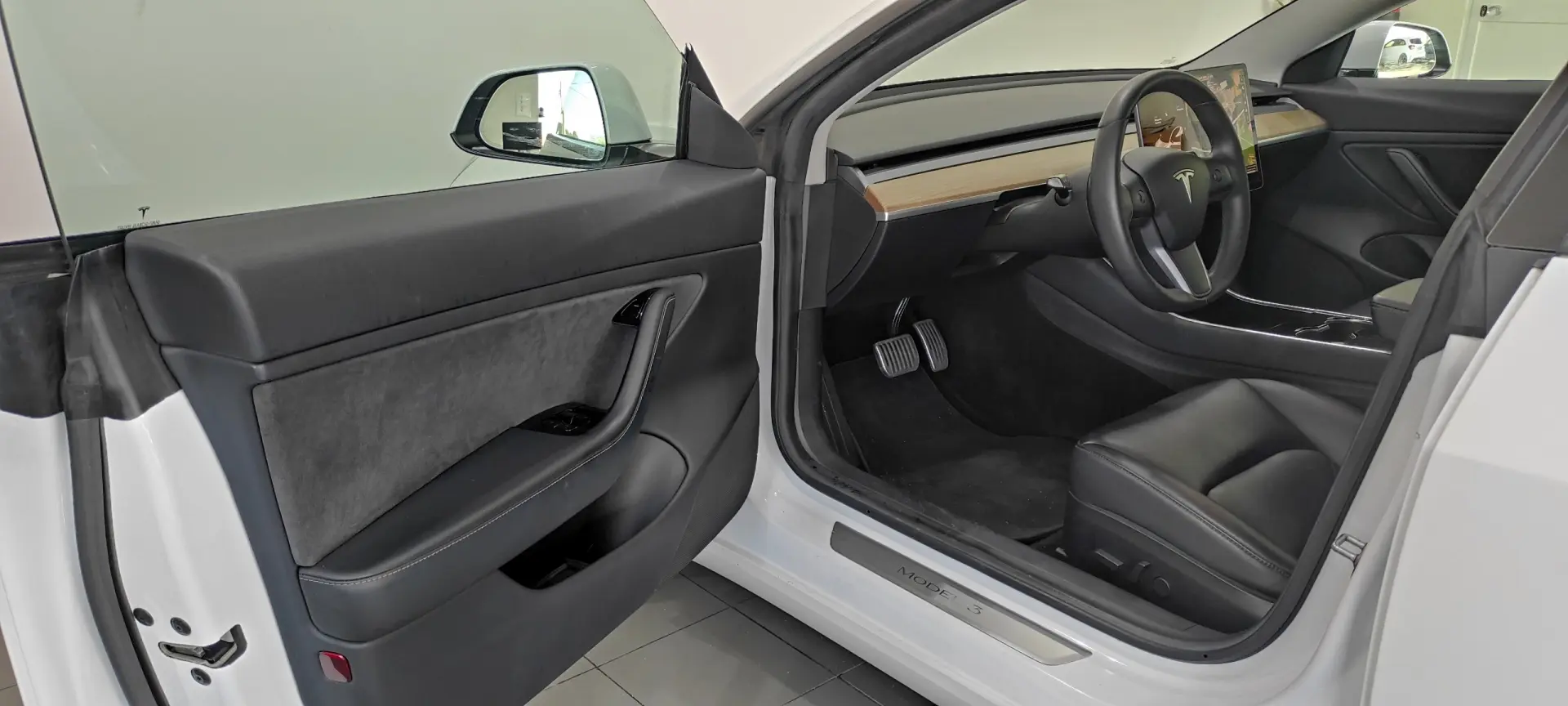 Tesla Model 3 Long Range AWD Dual Motor 15