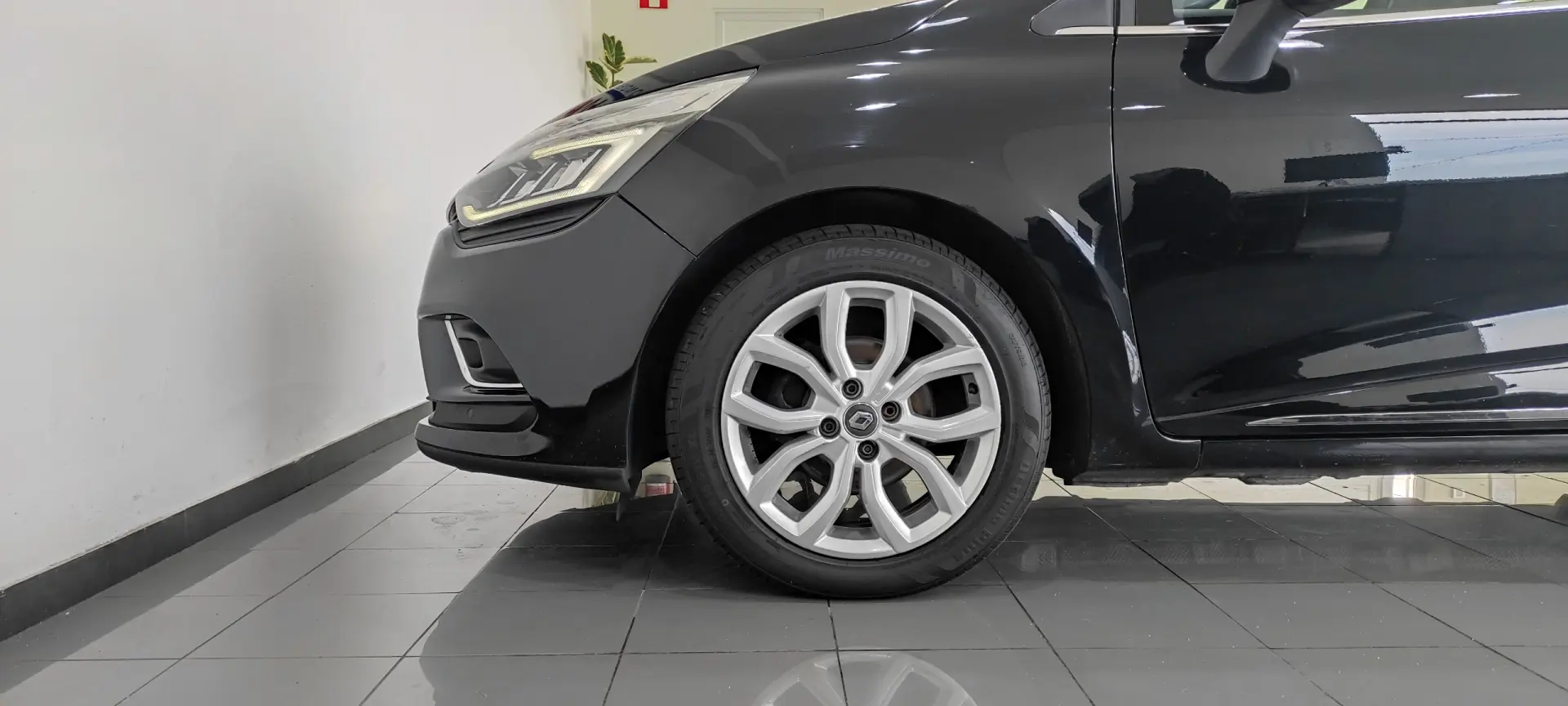 Renault Clio Sport Tourer Outro 42