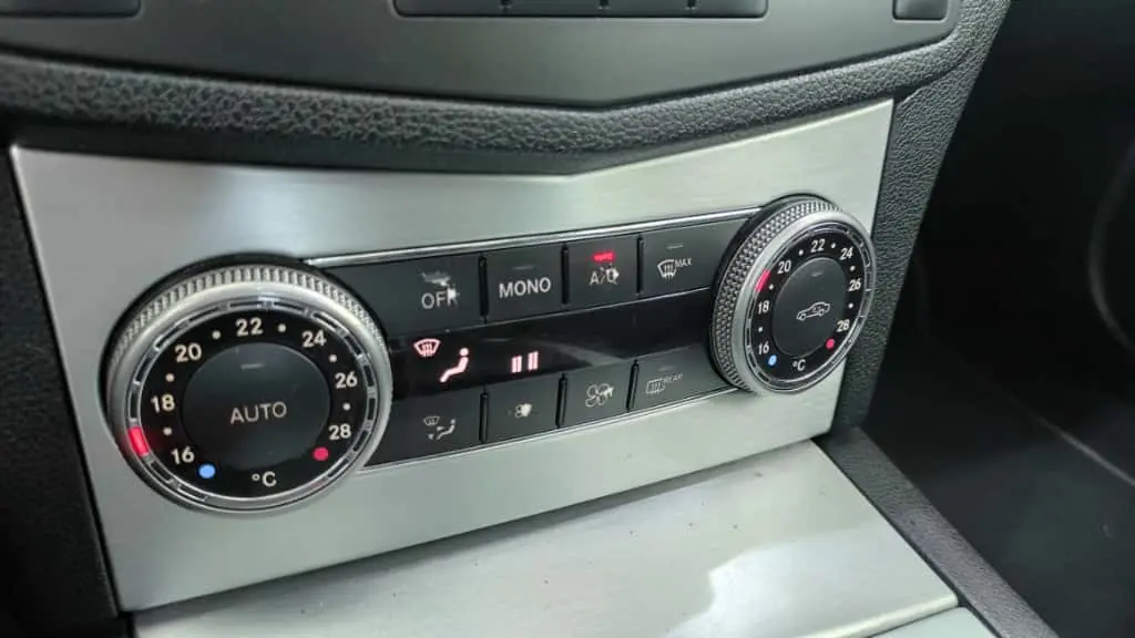 Mercedes-Benz C 250 CDI Classic BlueEfficiency 37