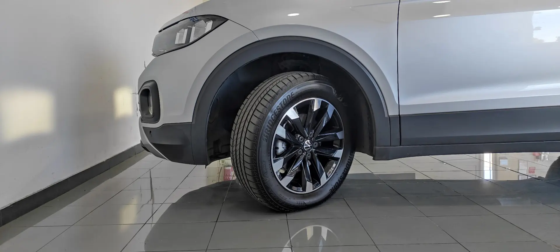 Volkswagen T-Cross 1.0 TSI Urban 41