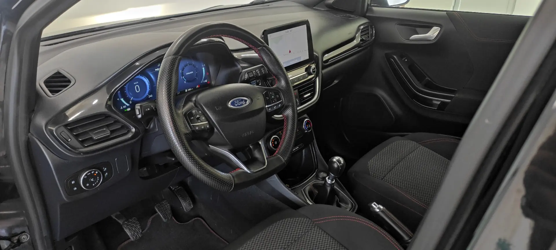 Ford Puma 1.0 EcoBoost MHEV ST-Line 16