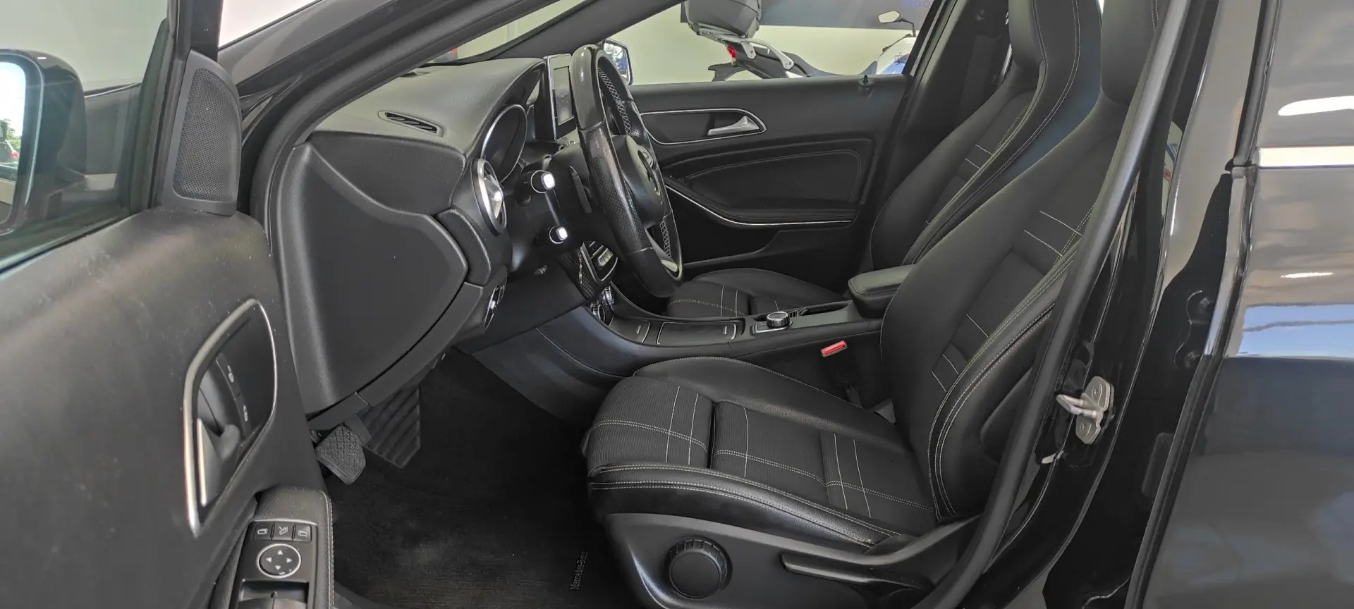 Mercedes-Benz A 160 7G-DCT 16