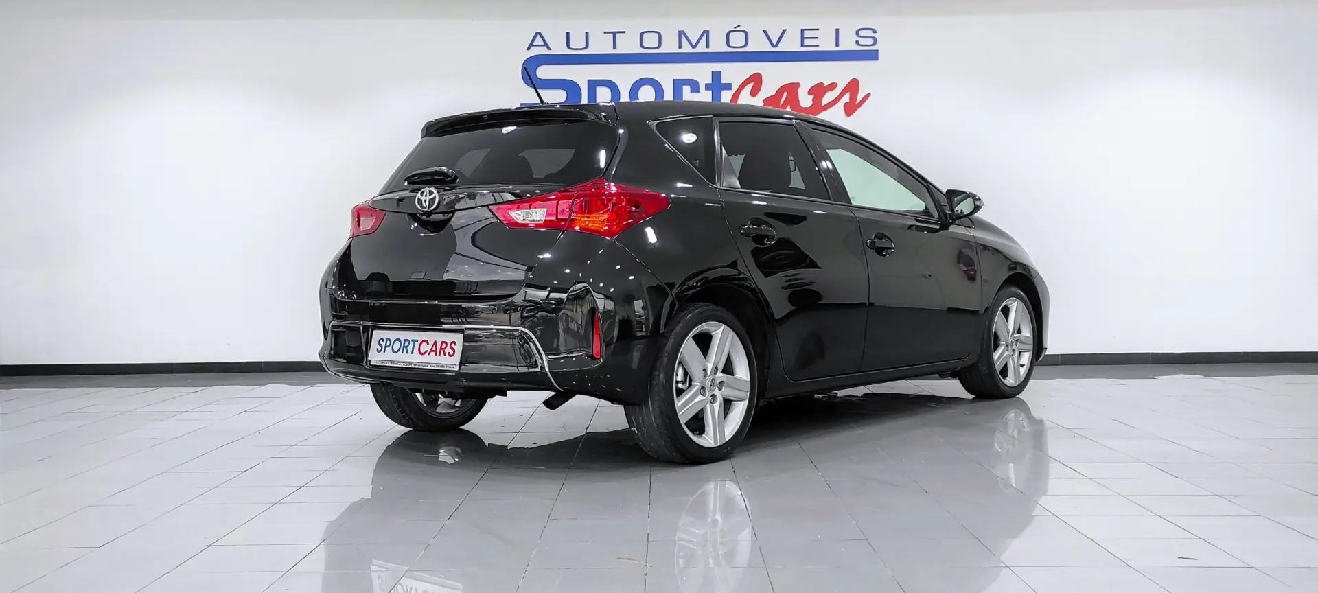 Toyota Auris 1.4 D-4D Com. +P.Techno+P.Sport 2