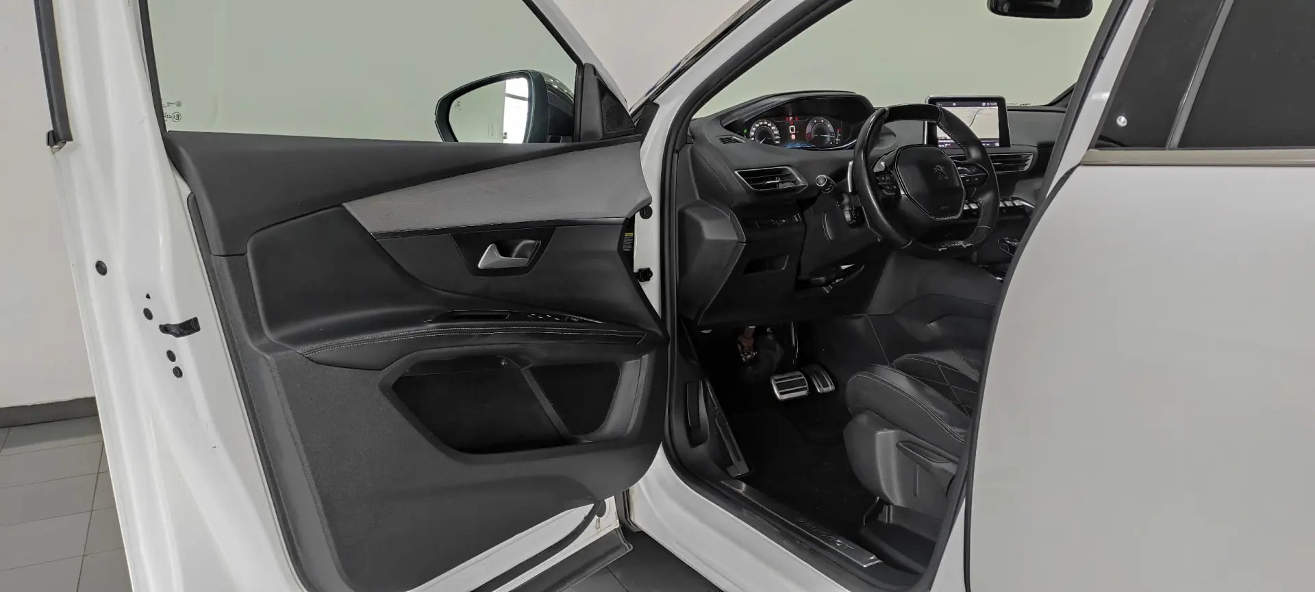 Peugeot 5008 2.0 BlueHDi GT EAT8 15