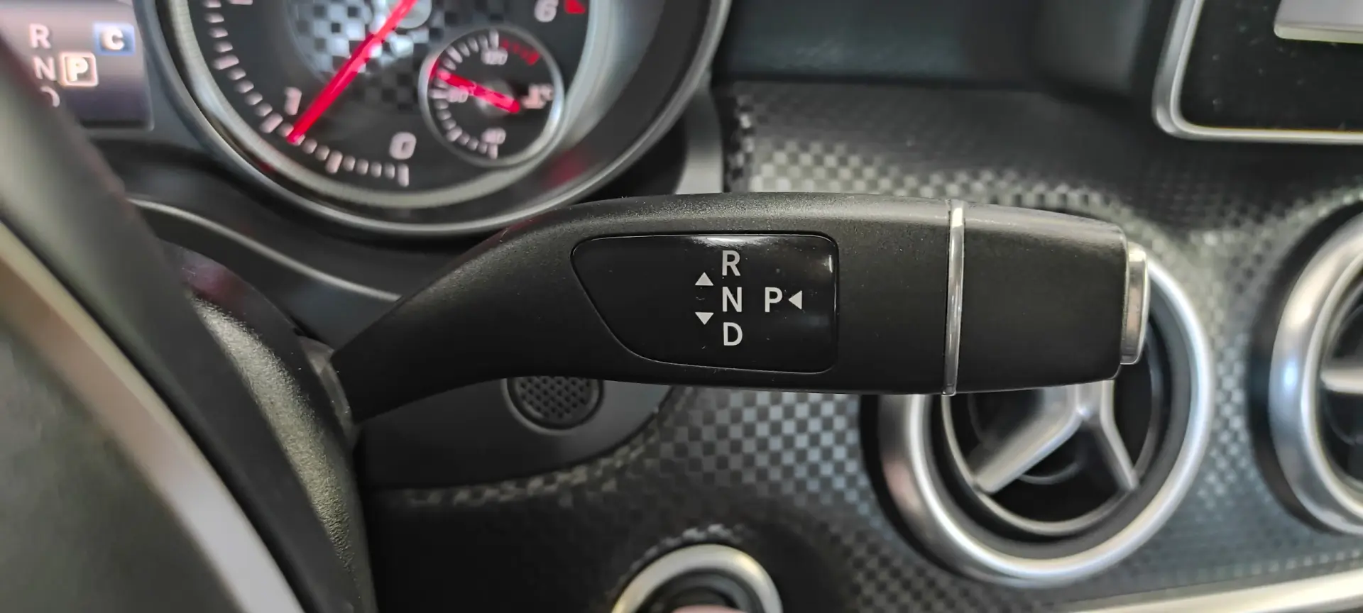 Mercedes-Benz A 160 7G-DCT 40
