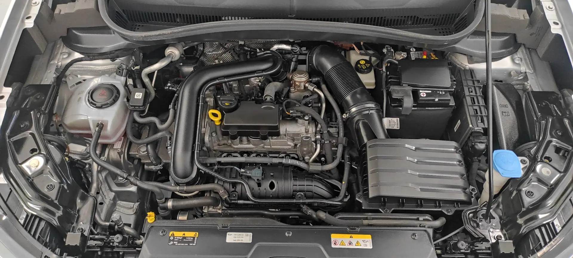 Volkswagen T-Cross 1.0 TSI Urban 42