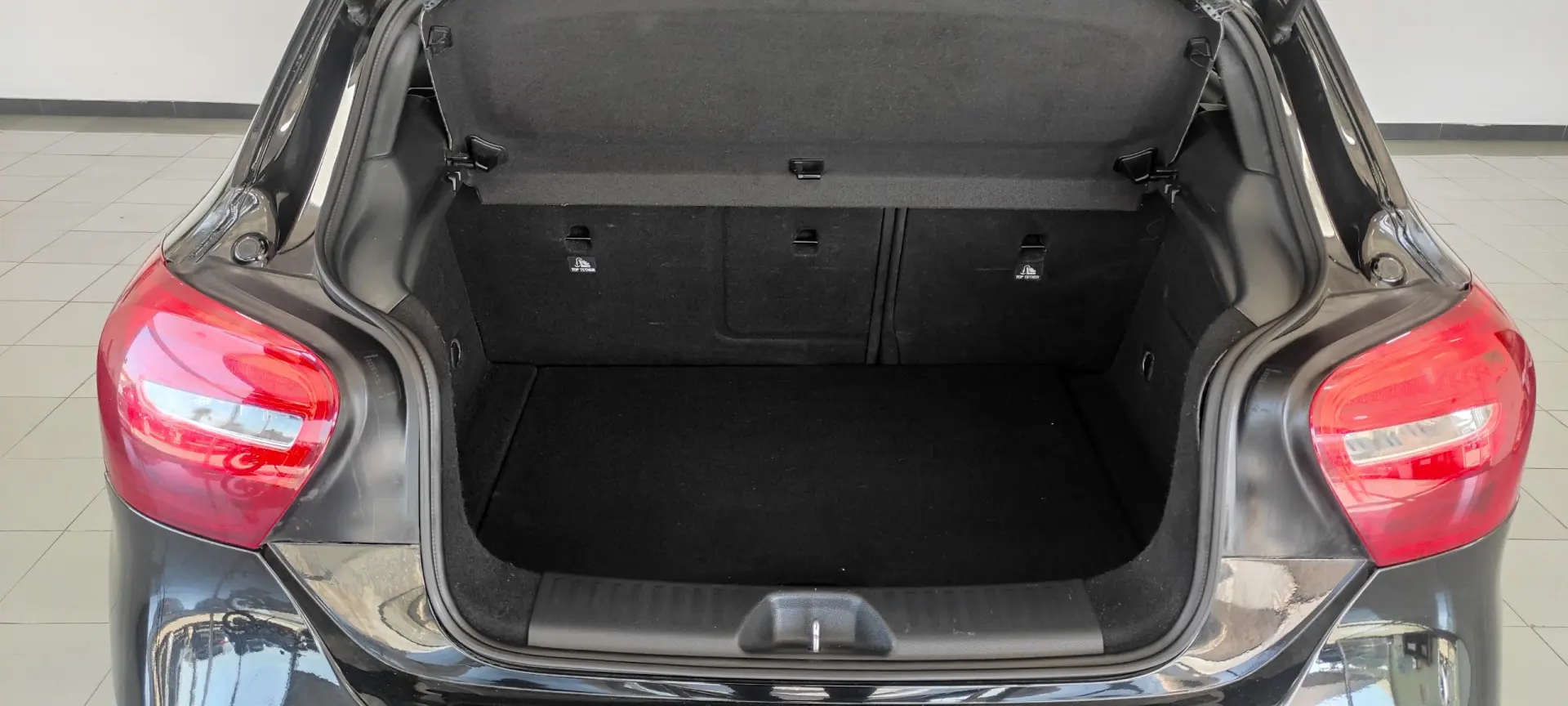 Mercedes-Benz A 160 7G-DCT 19